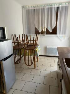 Appartements 200m de la plage ,3mn du port a 50m du centre ville : photos des chambres