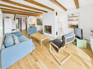 Appartement Terrasse, vue sur les montagnes et Parking - 比桑