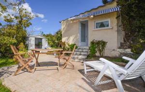 Maisons de vacances Awesome Home In Oletta : photos des chambres