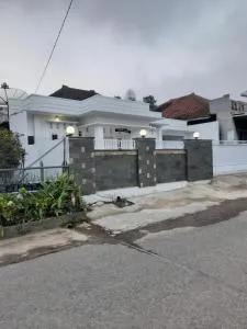 Pondok Ciremai Homestay - Cijoho