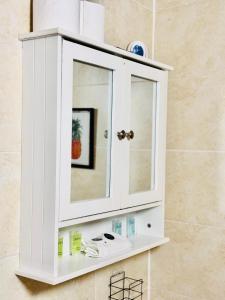 Stylish & Central Your East London Hideaway