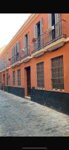 PLENO CENTRO DE SEVILLA- JUNTO IGLESIA MONTESIÓN