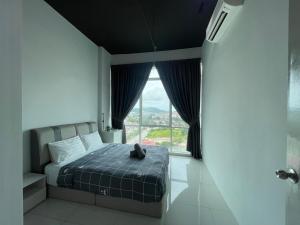 2BR Airport Panoramic View Family Suite