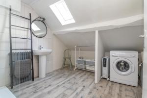 Maisons de vacances A l-Ombre du Cedre - Grand Jardin : Maison 2 Chambres