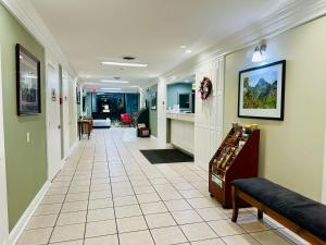 Astoria Hotel North