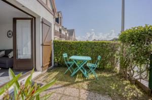 Appartements Le Petit Normand - Studio avec jardin a 500 m de la plage : photos des chambres