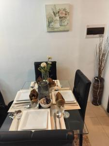 Cozy 2bedrooms Matina Enclaves condo