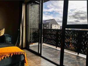 StayEase Modern Stay in Waterfall