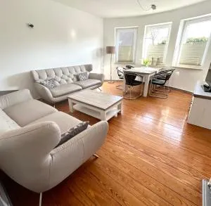 Schöne Ferienwohnung mit großem Garten - Weding