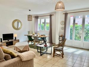 Les Bleuets YourHostHelper