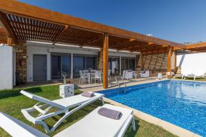 Lindia Athena Luxury Villas