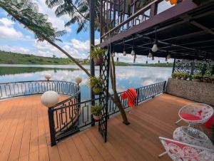 Hồ Mây Homestay