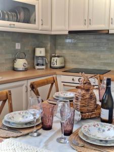 Aerie House Skiathos 2 bedroom 2 bathroom apartment with sea view