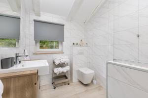 Adri Villa with private heated pool, jacuzzi, sauna & gym