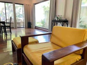 Secluded 4BD Beach Villa, Fast Wifi, Pet Friendly