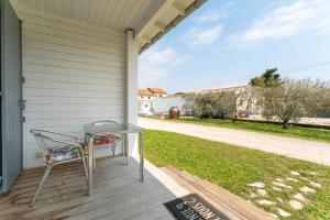 Chalets Chalet en Provence : photos des chambres