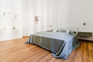 3 BR Apartment - ZENTRAL - GERÄUMIG - PARKHAUS - WIFI - KAFFEE - NETFLIX