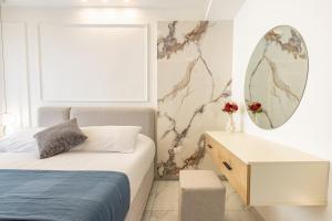 Shamsi Apartments 329