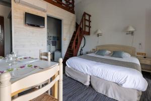 Hotels Logis Hotel de la Plage : photos des chambres