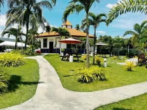 Galaxy barkada room max 10 persons