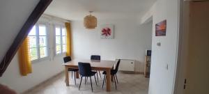 Appartements confortable appartement duplex : photos des chambres