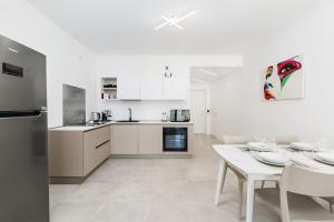 -DeLuxe Vision- Fronte Mare, Spiaggia e Parcheggio