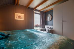 Modern Seahouse in Svolvær with stunning views!