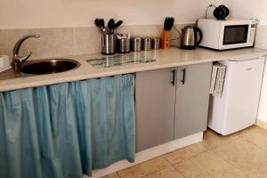 Casita-1 To 5Guests-Pool-Patio-Bbq-Parking