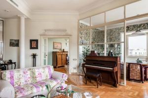 New! Una Finestra su San Pietro