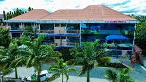 Antelope Hotel - 姆万扎