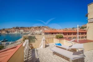 Dimora Le Fortezze sullo Scoglio - Goelba