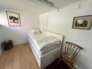 Charming villa near lake and sea