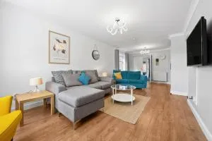 Denshaw House - 纽尼顿