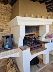 Maisons de vacances Old Provencal house - 3 bedrooms : photos des chambres