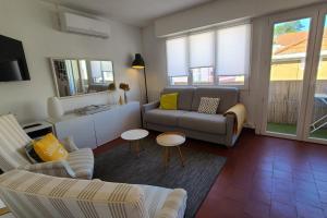 Appartements Apartment with balcony near the sea : photos des chambres