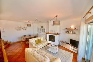 Collasão - Stunning Duplex with Pool & Sea Views