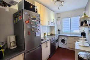 Appartements Apartment with balcony near the sea : photos des chambres