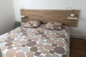 Appartements Apartment with balcony near the sea : photos des chambres