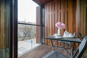 Urban Chic - Great Location - One Bedroom Apartment - Kolejowa