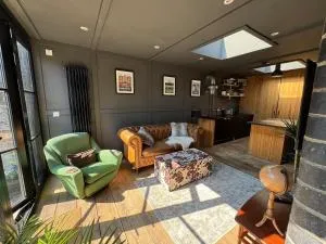 The Stables - Westcliff-on-Sea