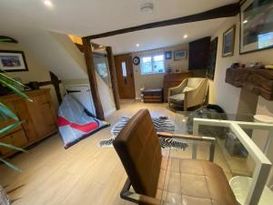 Brays Cottage, Inkpen - Perfect Country Time