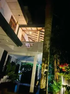 Home Guard Villa - Kamburugamuwa