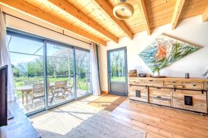 Maisons de vacances Lodge evasion fleurie st Emilion : photos des chambres