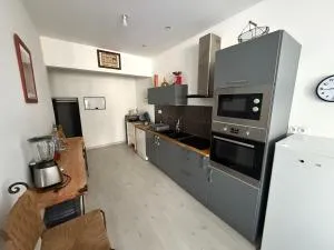 Charmant appartement à Caromb Proche de toutes commodités - Saint-Hippolyte-le-Graveyron
