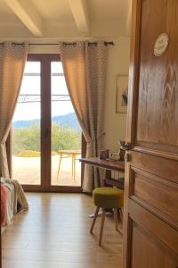 B&B / Chambres d'hotes Mas la Marchette : photos des chambres