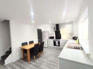 Sunderland Delight, Free Parking