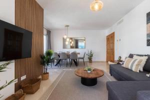 Apartamento Camelias Marbella Playa con Parking