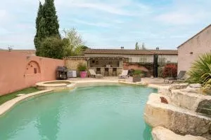 Les Dames De Molleges - Mollégès