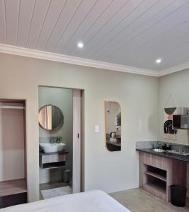 EveGreen Guest Lodge