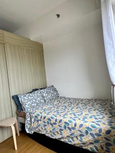 Taguig City Grace Residences with small balcony